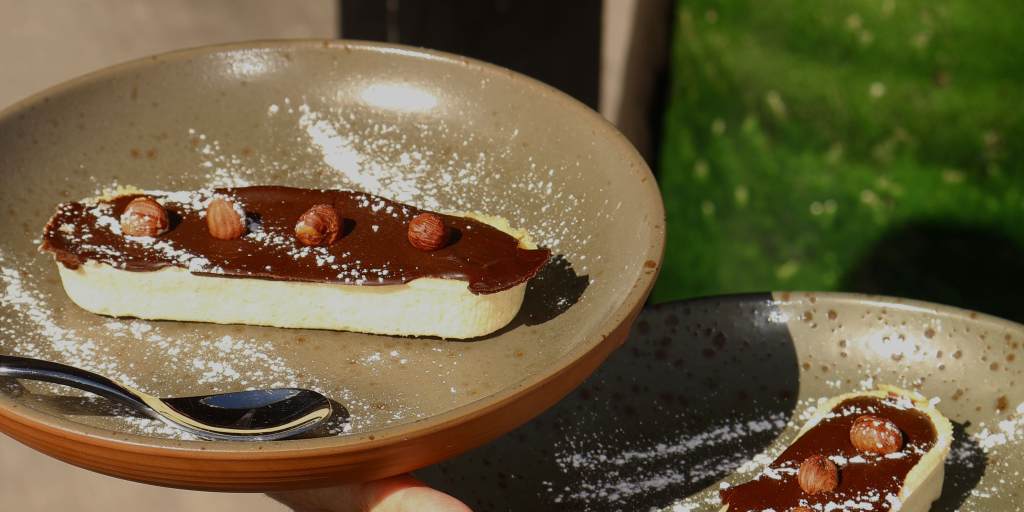 Une planche apéritive de plusieurs assortiments